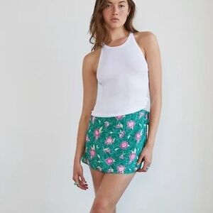 Aritzia Sunday Best printed green skort, looks like floral skirt size 4